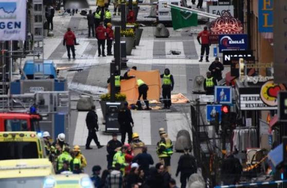 Estocolmo: Autor del atentado lamentó "atropellar a tan pocos"