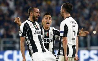 Juventus goleó 3-0 a Barcelona con doblete de Paulo Dybala