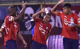 Wilstermann de Mosquera venció 2-1 a Tucumán por Libertadores