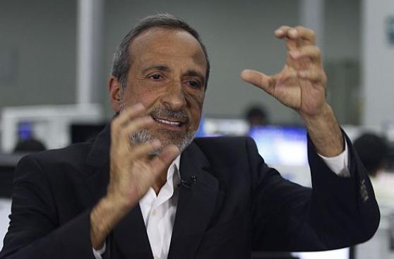 Ex contralor Fuad Khoury: “Ser corrupto es rentable en el Perú”