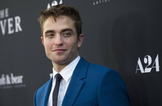 Robert Pattinson coquetea con posible spin-off de "Crepúsculo"