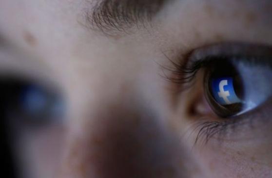 Diario británico denunció a Facebook por pornografía infantil
