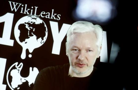 EE.UU. prepara cargos contra Julian Assange para detenerlo