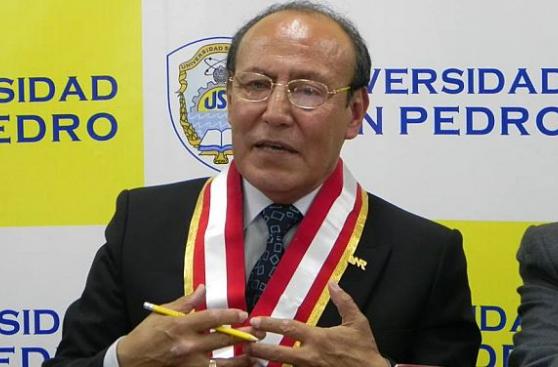 Áncash: dictan tres años de prisión a rector por fraude