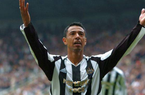 Solano felicitó al Newcastle por su ascenso a la Premier League
