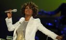 Documental explora romance de Whitney Houston y su mejor amiga