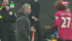 José Mourinho le reclamó a Fellaini por cabezazo a 'Kun' Agüero