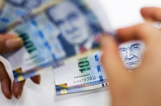 ¿Se volverá a anunciar el 1 de mayo un alza del sueldo mínimo?