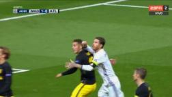 Real Madrid: el polémico codazo de Ramos que pudo ser roja