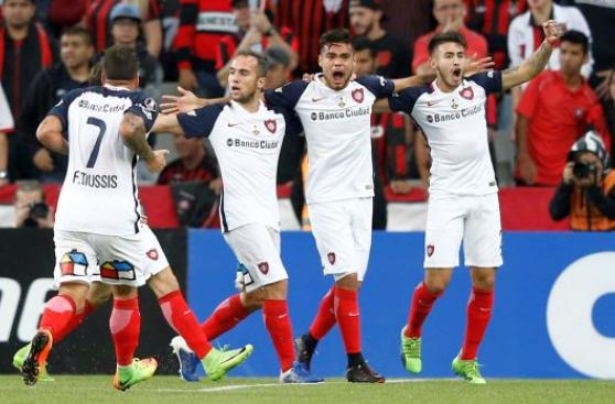 San Lorenzo goleó 3-0 a Atlético Paranaense en la Libertadores