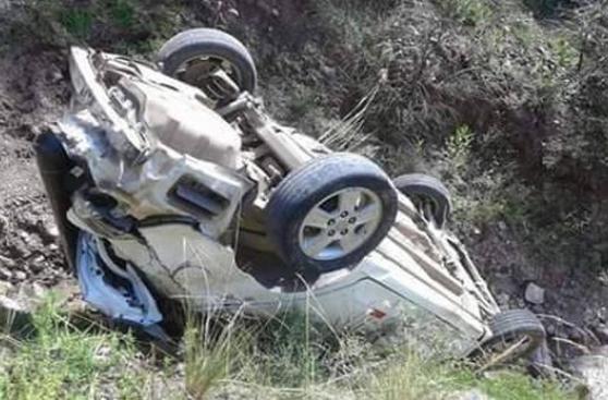Huancavelica: mueren dos personas tras despiste de auto