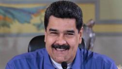 Maduro: Su familia hace paracaidismo en medio de la crisis