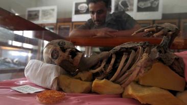 Las momias milenarias amenazadas por la guerra en Yemen