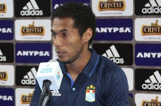 Cristal: Carlos Lobatón criticó duramente a la prensa