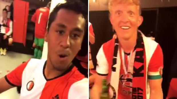 Tapia y Kuyt bailan en el camerino por título de Feyenoord