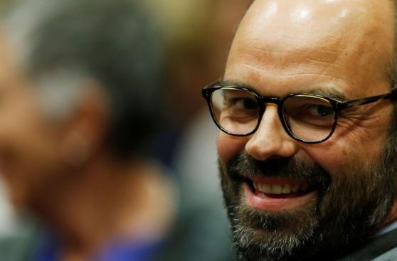 Francia: Él será el nuevo primer ministro de Emmanuel Macron