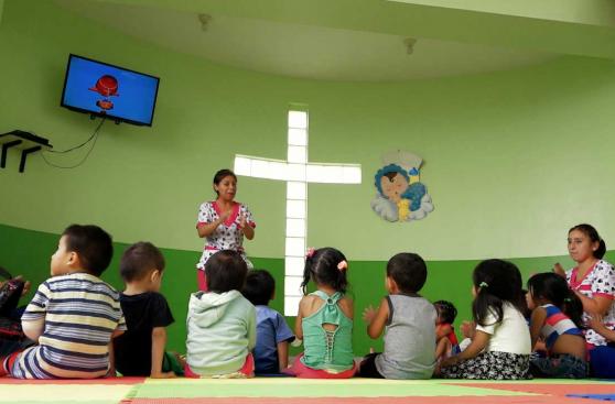 Las guarderías infantiles de los más necesitados en El Agustino