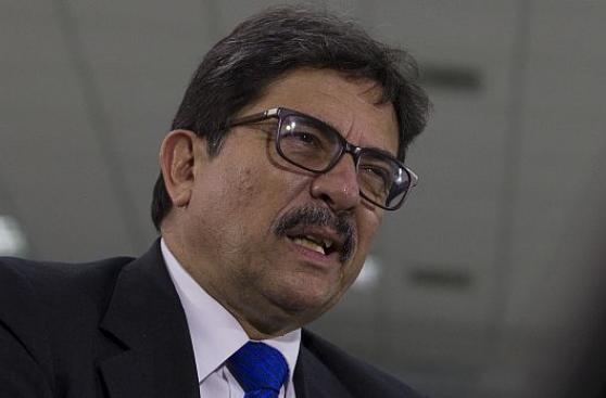 Enrique Cornejo: No sé ni me interesa si García será candidato