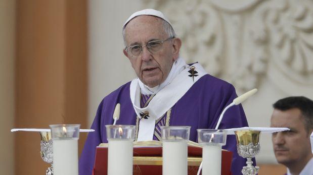 El papa visitaría Perú el 2018, según arzobispo de Arequipa