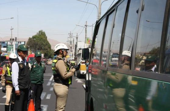 Policía impuso más de 20 mil papeletas por exceso de velocidad
