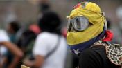 Plantón contra Maduro degenera en violencia que deja 2 muertos