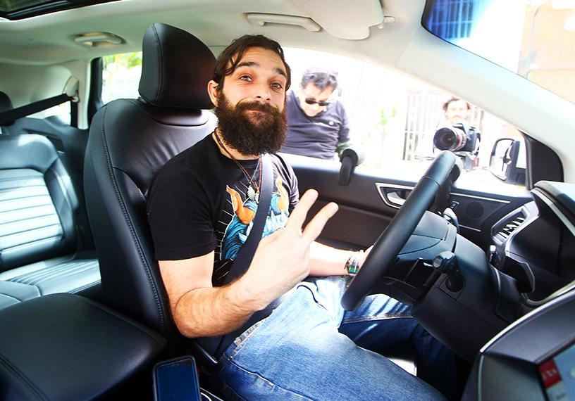 Carlos Carlín está en el estreno de "Date una vuelta", microprograma patrocinado por Ford.