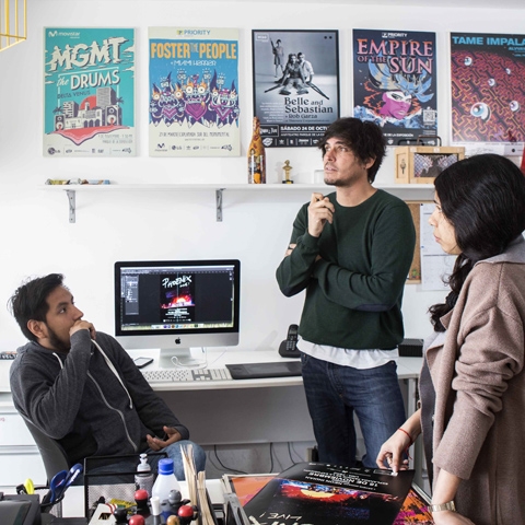 Veltrac Music se fundó el 3 de junio del 2010.