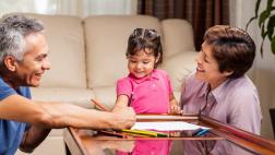 ¿Qué rol deben tener los abuelos en la crianza de los hijos?