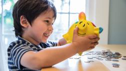 Guía: ¿Cómo enseñar a tus hijos la importancia del ahorro?