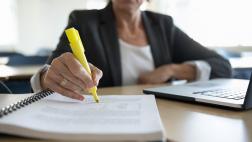 Mamá quiere volver a clases: ¿Cómo lograrlo con éxito?