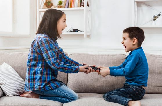 Hermanos que comparten: ¿Cómo enseñarles este valor desde casa?