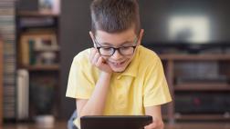 4 acciones que te ayudarán a cuidar la vista de tus hijos