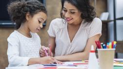 ¿Es recomendable que tu hijo estudie durante el verano?