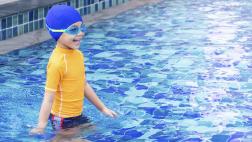 Piscina y playa: Tips para que tu hijo pase un verano seguro