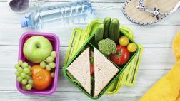 5 tipos de alimentos saludables para llevar a la playa