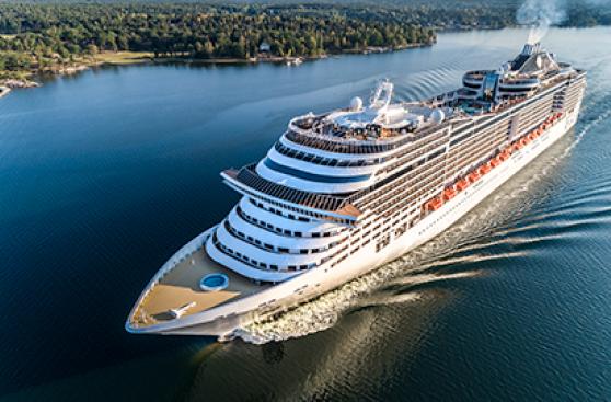 6 cruceros para relajarse entre atardeceres y palmeras