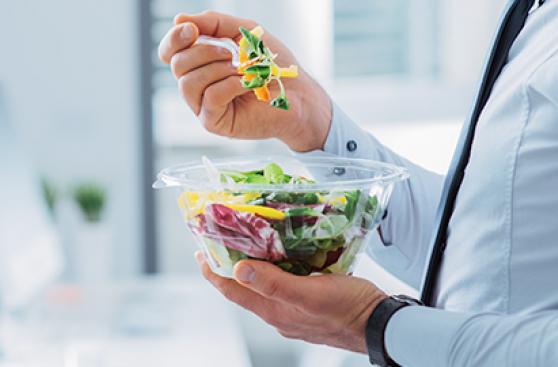 Cómo llevar una alimentación sana, según expertos de Harvard