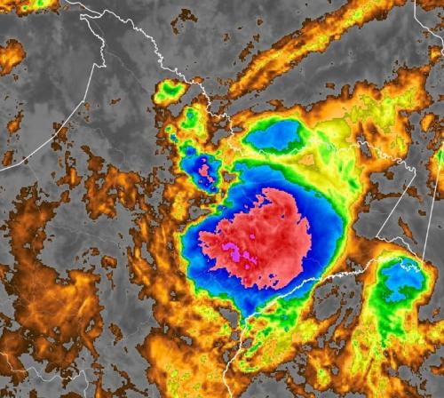 Loreto presenta lluvia. Estación ubicada en el aeropuerto registra hasta el momento 106.8 mm acumulado de lluvia.